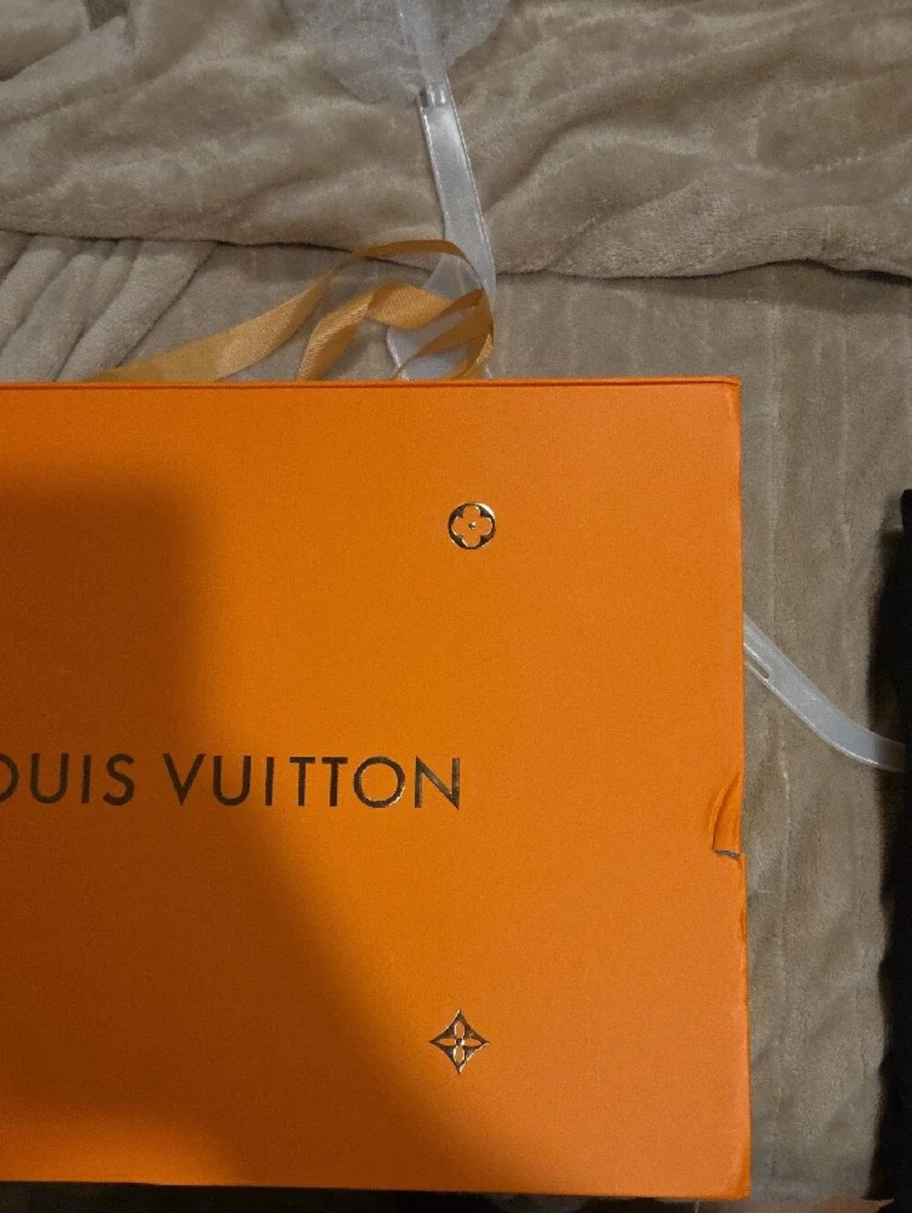 *Fashion* Gift Box/dust Bag with Ribbon Handles- Magnetic Closure